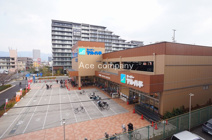 スーパーマルハチ瓜生堂店