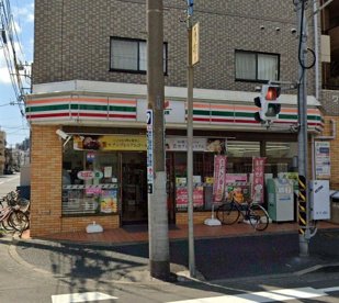 セブンイレブン 横浜鶴見仲通店の画像1