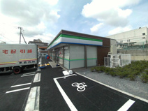 ファミリーマート 朝霞本町三丁目店
