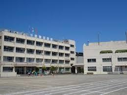 中川中学校の画像1