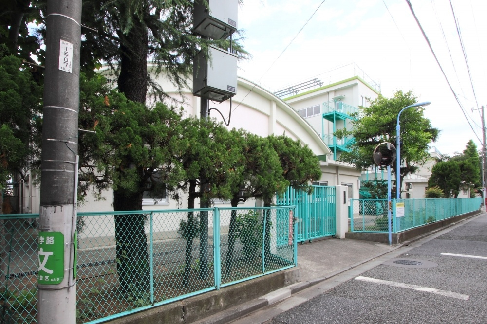 杉並第三小学校の画像