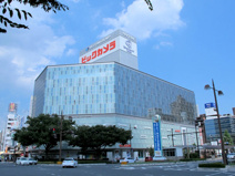 ビックカメラ岡山駅前店