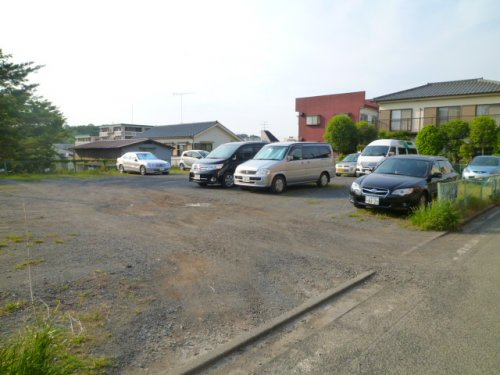 月額11,000円(税込み)の諏訪第二月極駐車場