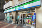 ファミリーマート 伊豆屋下目黒三丁目店