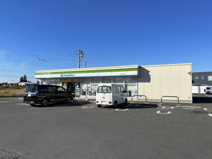 ファミリーマート 筑西布川店