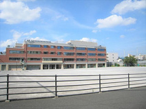 中学校 北区立滝野川紅葉中学校