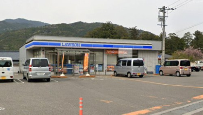 ローソン 香北町美良布店の画像1