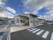 スギ薬局あかしあ台店