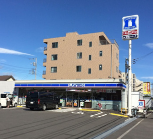ローソン川崎片平六丁目店の画像1