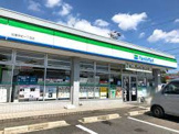 ファミリーマート 如意申町一丁目店