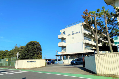 久喜市立鷲宮東中学校の画像1