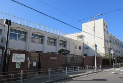 住吉川小学校の画像1