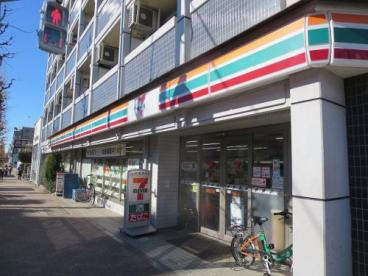 セブンイレブン 目黒中央1丁目店の画像1