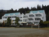 板荷小学校