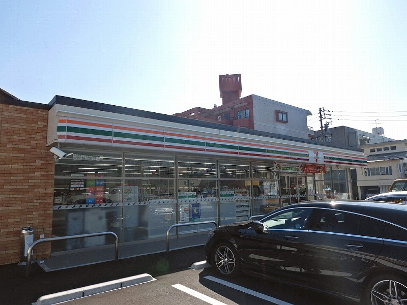 セブンイレブン弥富市役所前店の画像