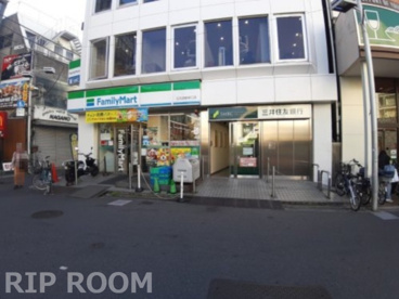 ファミリーマート　江古田駅南口店の画像1