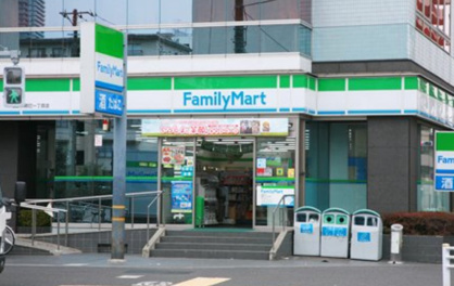 ファミリーマート 辰巳一丁目店の画像1