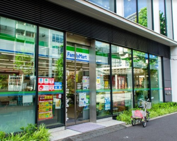 ファミリーマート 神田須田町二丁目店の画像1