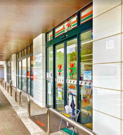 セブン-イレブン 豊橋東小田原町店の画像1
