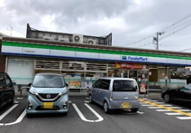 ファミリーマート　米崎店