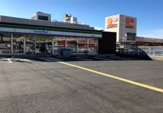 ファミリーマート　岡山東店