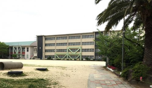 尼崎市立園和北小学校の画像