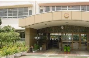 尼崎市立浦風小学校の画像