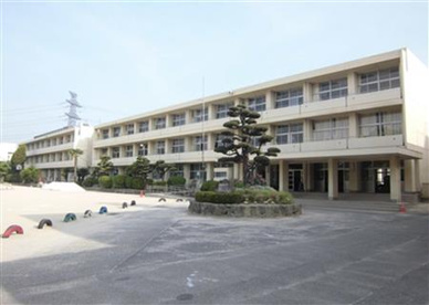 筑紫小学校の画像1