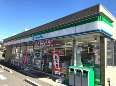 ファミリーマート 座間ひばりが丘二丁目店の画像1