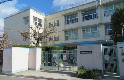 南百済小学校の画像1