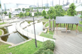 新都心東広場