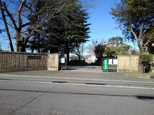 さいたま市立岩槻中学校の画像