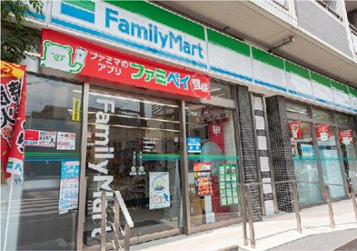 ファミリーマート 市谷柳町店の画像1
