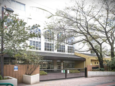 杉並区立宮前中学校の画像1