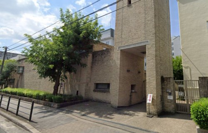 大阪信愛女学院　本館の画像1
