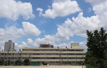 吹田市立豊津中学校の画像1