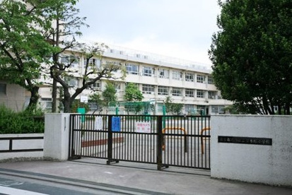 宝木塚小学校の画像1