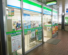 コンビニエンスストア ファミリーマート 渋谷クロスタワー店
