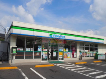 ファミリーマート 田柄一丁目店の画像1