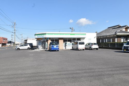 ファミリーマート田崎中学校入口店の画像1