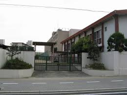 大阪市立佃中学校の画像1