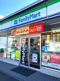 ファミリーマート 名東平和が丘店の画像1