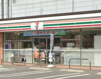 セブンイレブン　名古屋川西通店の画像1