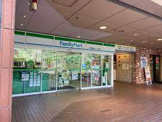ファミリーマート 名古屋金山二丁目店