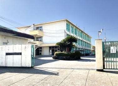 枚方市立田口山小学校の画像1