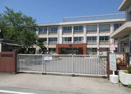 貝塚市立葛城小学校の画像1