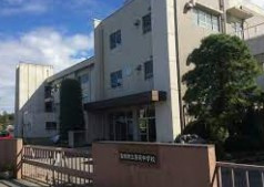 白岡市立菁莪中学校の画像1