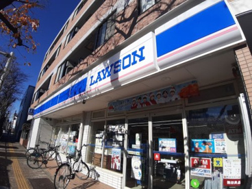 ローソン 練馬春日町三丁目店の画像1