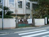  尼崎市立長洲小学校