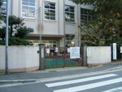  尼崎市立長洲小学校